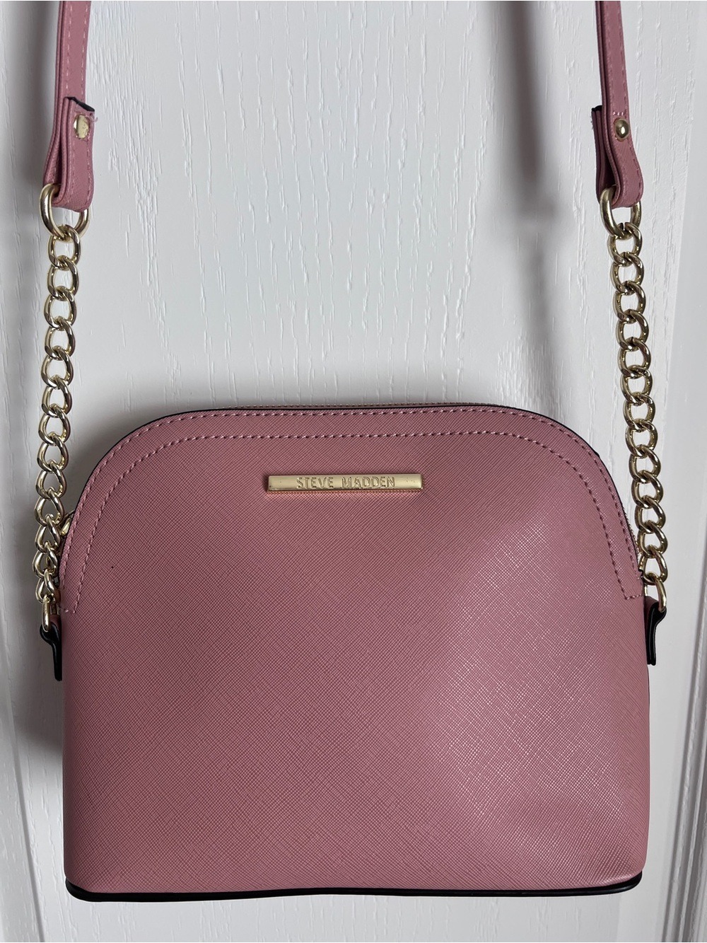 Steve Madden Bjaylin Dome Crossbody Bag - Mauve Pink Gold Hardware - Picture 2 of 10